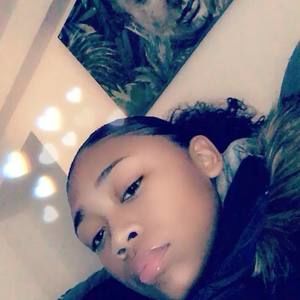 Meet your Posher, Nakia